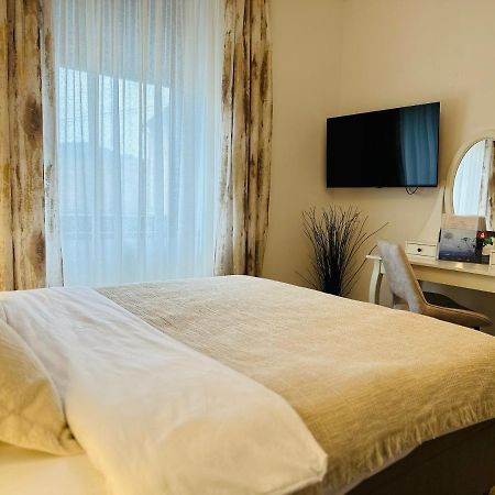 Luxury City Rooms Ogulin Exterior foto