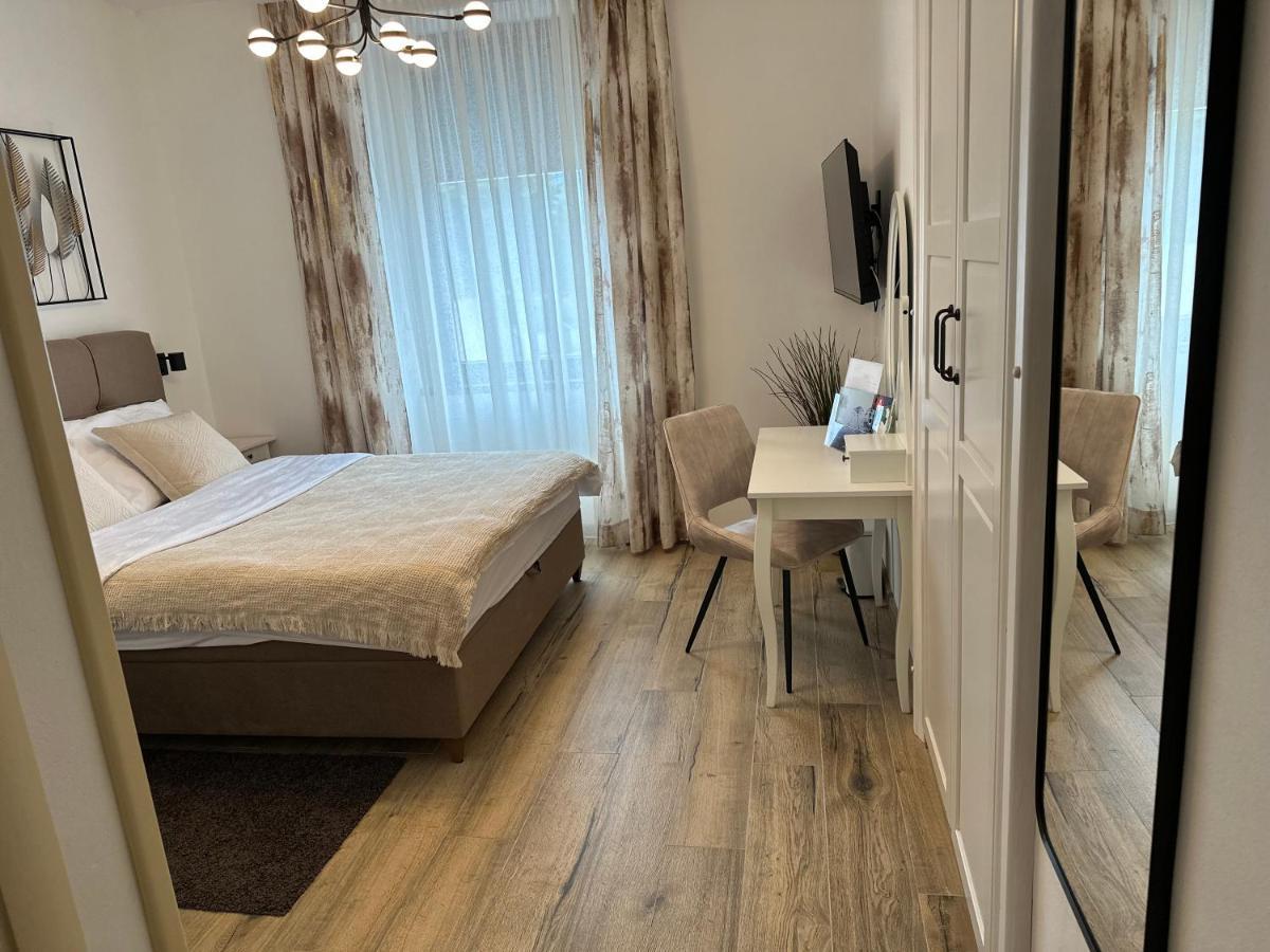 Luxury City Rooms Ogulin Exterior foto